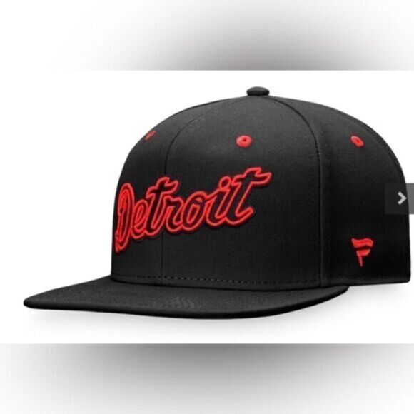 NWT Fanatics Black Red Detroit Tigers Fitted Baseball Cap MLB Iconic - Size 7 - Picture 1 of 7